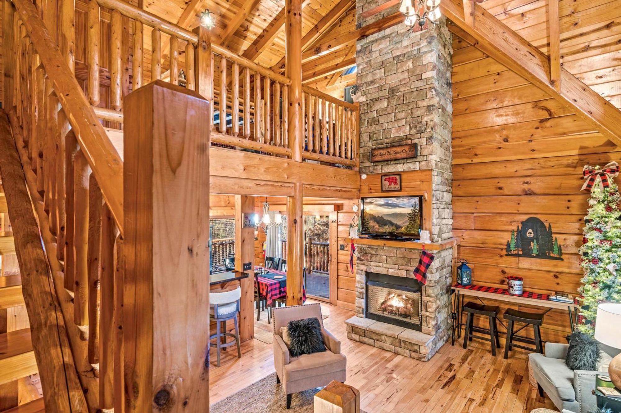 Mountain Laurel Holiday Home Gatlinburg Exterior photo